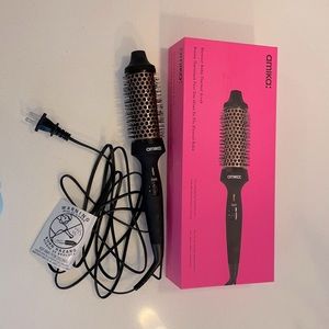 Amika blowout babe thermal brush- used once